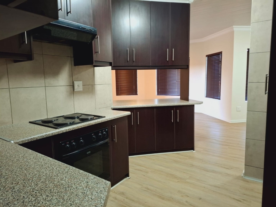 3 Bedroom Property for Sale in Langenhovenpark Free State